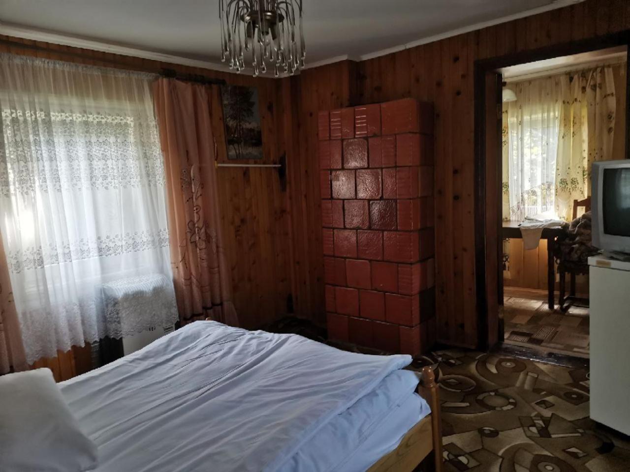 У Вуйка Івана Villa Yaremche Exterior photo
