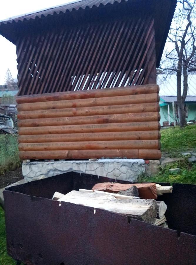 У Вуйка Івана Villa Yaremche Exterior photo